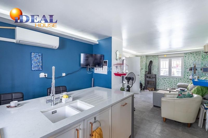 Foto 5504e536-b3e0-47e8-9eca-b98d93106280. Casa amb aparcament a Moclín