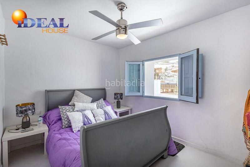 Foto a402cc21-b91d-4eed-ae4c-4d5f25326a47. Casa amb aparcament a Moclín