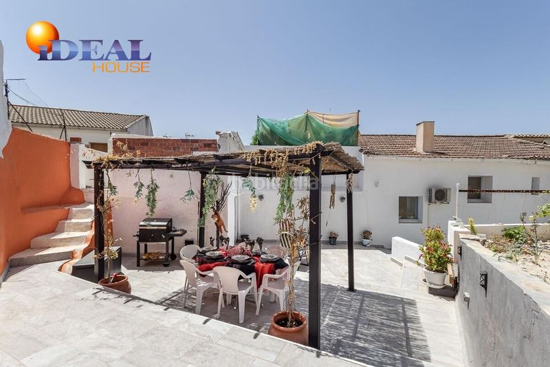 Foto fe4c0ae9-e7e6-424c-b1b6-c933bc0c9ae1. Casa amb aparcament a Moclín