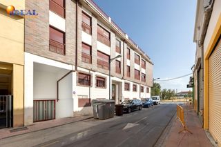 Etagenwohnung in Avda. De los Ogíjares