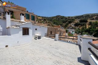 Casa adossada a Torvizcón