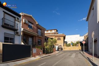 Casa adossada a VIOLETA SIERRA NEVADA