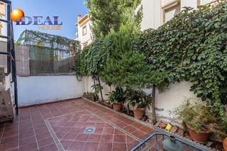 Casa adossada a Castaño - Mirasierra. Vivienda con encanto en palacio de deportes