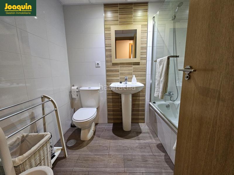 Foto f9161a8a-ebef-4561-8276-274ea99d0332. Location rez-de-chaussée avec parking dans El Brillante -El Naranjo - El Tablero Córdoba