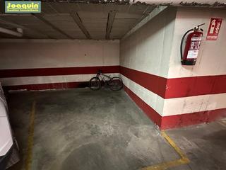 Parking coche en Sta. Marina - San Andrés - San Pablo - San Lorenzo. Plaza de garaje en la plaza de la lagunilla