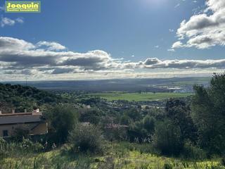 Propriété à Alcolea. Precioso terreno en la urb el sol