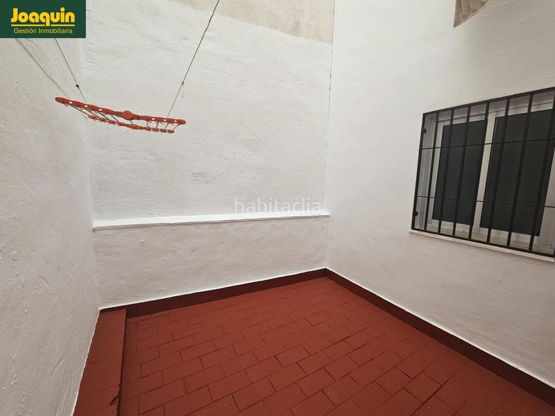 Foto cff7c80d-0874-4011-8b28-ed0daf664abe. Piso estupendo piso próximo a jesús rescatado. en Córdoba