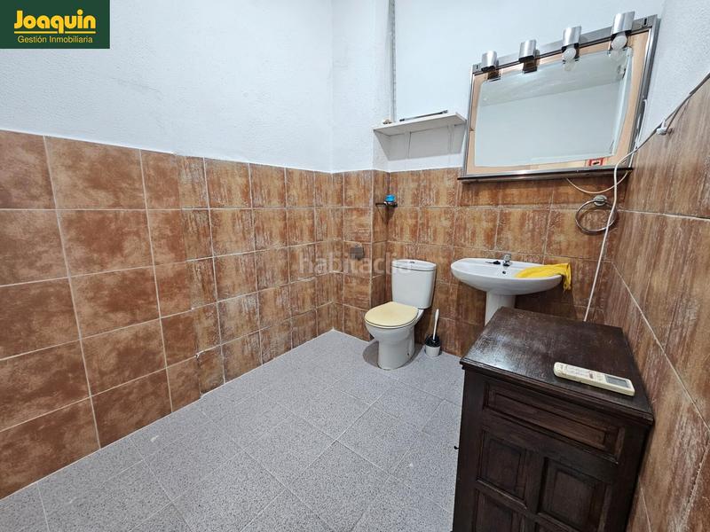 Foto d44e4ce3-a2a9-45c4-8b7b-376aeb2a34f7. Alquiler local comercial estupendo local proximo a avda jesús rescatado. en Córdoba