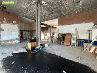 Lloguer Local Comercial a Fuensanta- Arcángel. Buen local para montar tu negocio