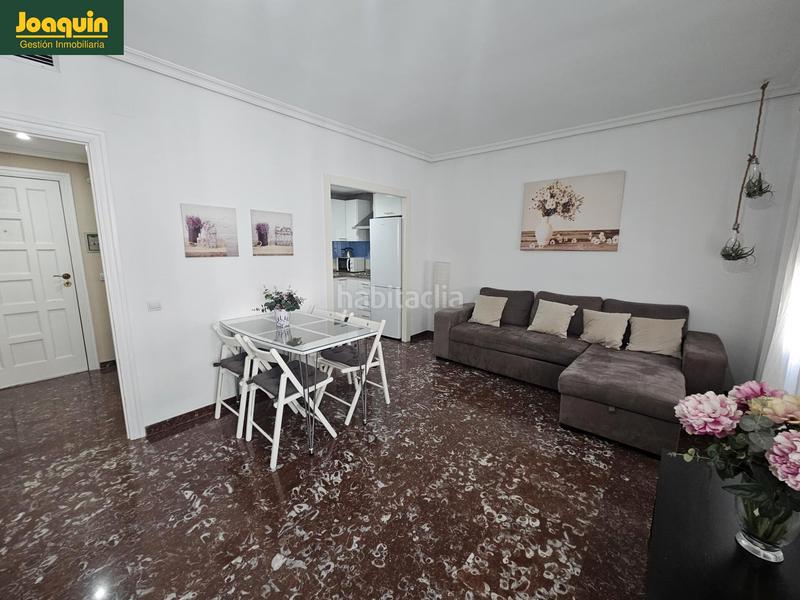 Foto ac165f0f-4003-4b8c-8fd6-94e97916e57a. Piso coqueto apartamento a un paso de santa marina. en Córdoba