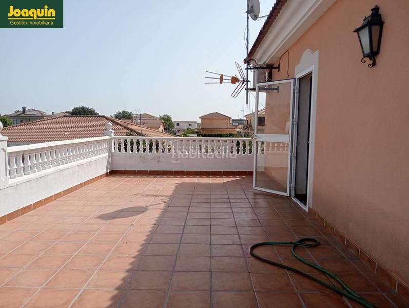 Foto 8169beaa-a97b-4433-96f5-9da16bed975a. Country house with parking in El Higuerón Córdoba