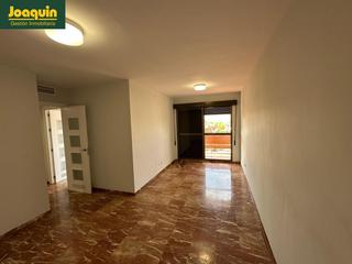 Miete Etagenwohnung in Sagunto - Edisol. Estupendo piso sin amueblar en avenida carlos iii