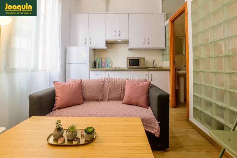 Foto ada9d130-8d62-4480-8ac4-51b6dc03f742. Alquiler apartamento estupendo apartamento junto al ayuntamiento. en Córdoba