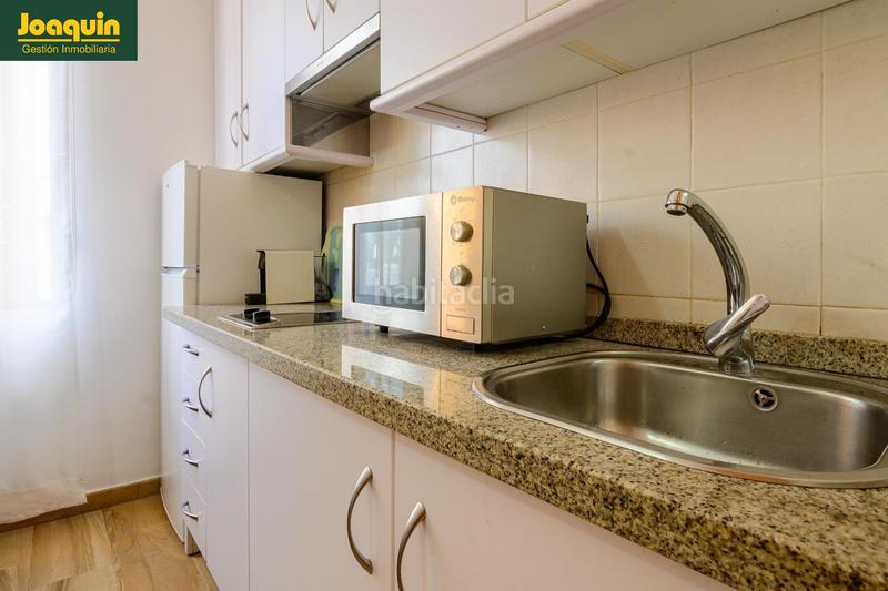 Foto bac6fd08-ff13-4bd5-8031-db7cefa826df. Alquiler apartamento estupendo apartamento junto al ayuntamiento. en Córdoba