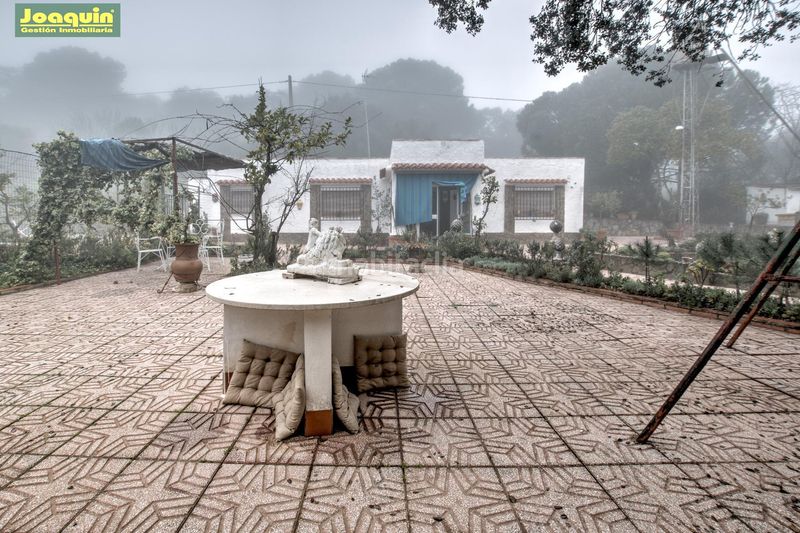 Foto 69ed6c4f-6fb4-4211-a021-141cd44b431d. Masia amb piscina a El Higuerón Córdoba