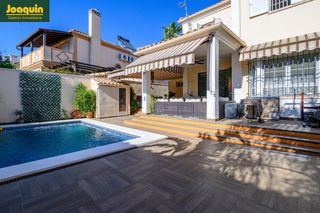 Casa aparellada en Para�so Arenal - La Colina. Gran casa pareada en para�so arenal