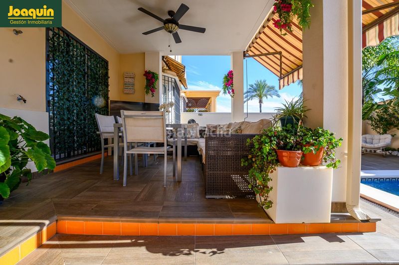Foto 3d0ea7e4-d04c-4040-b93f-c50fd62e9275. Casa aparellada amb aparcament piscina a Paraíso Arenal - La Colina Córdoba