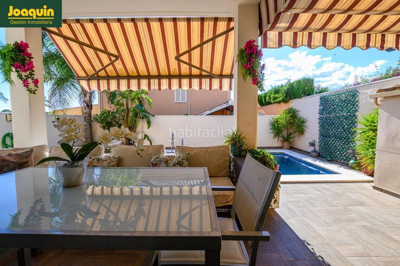Foto 6b064d75-b3f4-49af-9483-949030e1e3ee. Casa aparellada amb aparcament piscina a Paraíso Arenal - La Colina Córdoba