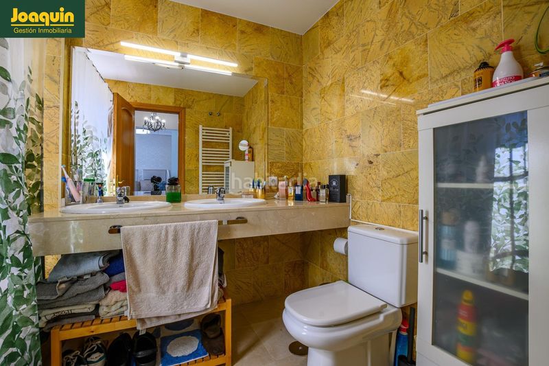 Foto c3d2b6e4-fc53-4a37-85a9-5515ee4c67cc. Casa aparellada amb aparcament piscina a Paraíso Arenal - La Colina Córdoba