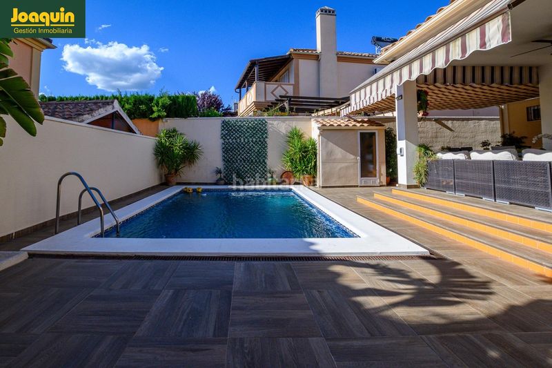 Foto f1df2c2a-e699-4c56-999d-aa9b9bf813b1. Casa aparellada amb aparcament piscina a Paraíso Arenal - La Colina Córdoba