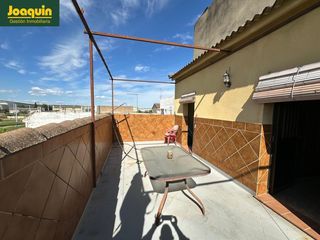 Pis en Alcolea. Gran piso en barriada de los �ngeles