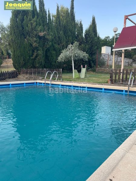Foto d98d3dee-57ec-460e-a421-139d6ff49540. Masia amb piscina a Alcolea Córdoba