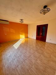 Dúplex a Parque Europa-Los Pitufos. Piso en venta pinto