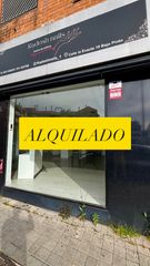 Rent Business premise in Calle de la exacta 1. Local con escaparate