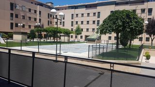 Lloguer Pis  Avenida de antonio lópez. Urbanizacion con piscina