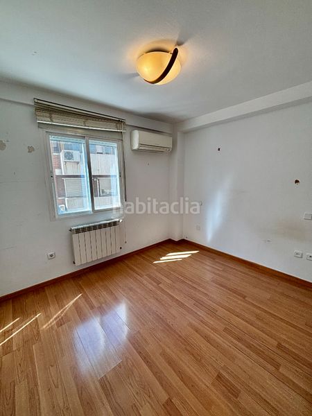 Foto 504a34d5-6d65-4a93-8287-f47ffe46f51a. Pis amb calefacció a Parque Europa-Los Pitufos Pinto