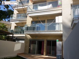 Lloguer Planta baixa a Sant Agustí. Alquiler larga estancia, planta baja junto al mar ubicada en cal
