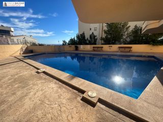 Location Appartement  Carrer noruega. Piso en san agustín, edificio con ascensor, pk y tr, piscina com