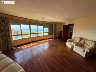 Piso  Avenida de gabriel alomar 22. Sexto piso con ascensor, para reformar, con parking incluido
