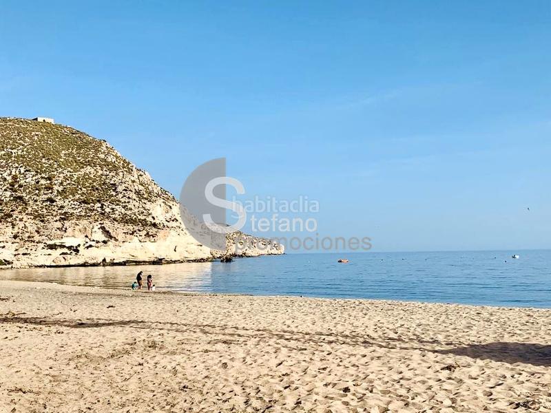 Foto 06db6d92-7e18-4e29-b08a-96b2e6c77c16. Miete doppelhaus mit heizung pool in Rodalquilar - La Isleta Níjar