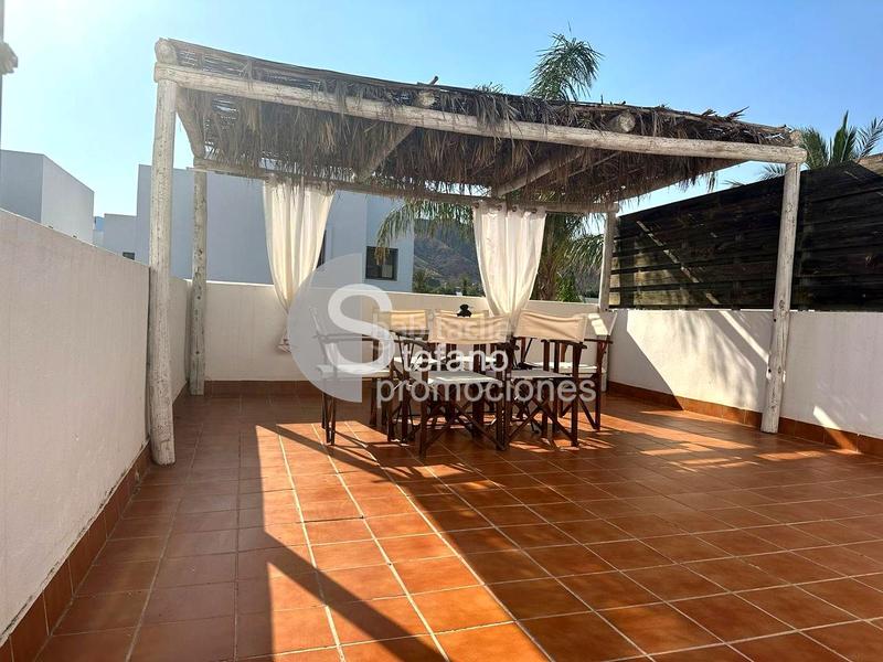 Foto 3cd45fdc-7c70-4f1b-bf59-dee198c2860f. Miete doppelhaus mit heizung pool in Rodalquilar - La Isleta Níjar