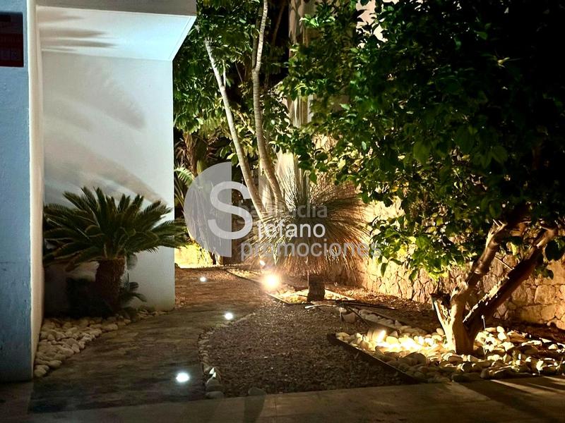 Foto c643d417-c518-441d-a1ac-2366c26bc0a5. Rent towny house with heating pool in Rodalquilar - La Isleta Níjar