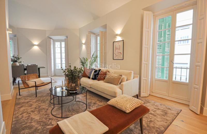 Foto 0dac940e-1c6f-442c-a81f-0619b4326e3e. Flat with heating in Centro Histórico Málaga