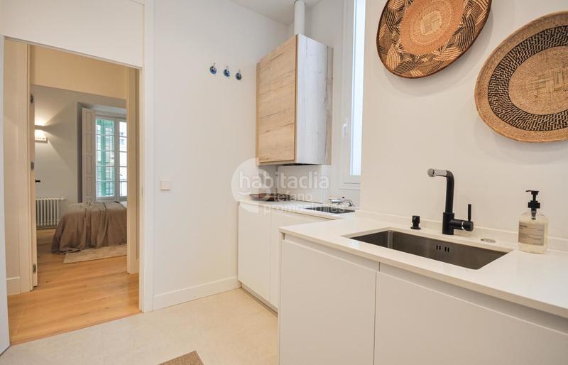 Foto 2251f057-d3b8-471d-b072-84d7727bd98c. Flat with heating in Centro Histórico Málaga