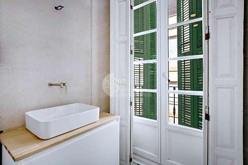 Foto f0f0fa18-8c60-4d08-9118-6e0564ccf16b. Flat with heating in Centro Histórico Málaga