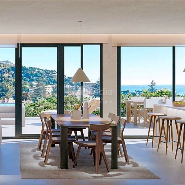 Foto 1de2ec93-f9c3-42fd-84ee-e700d3d714c8. Planta baixa amb calefacció piscina a La Malagueta - Monte Sancha Málaga