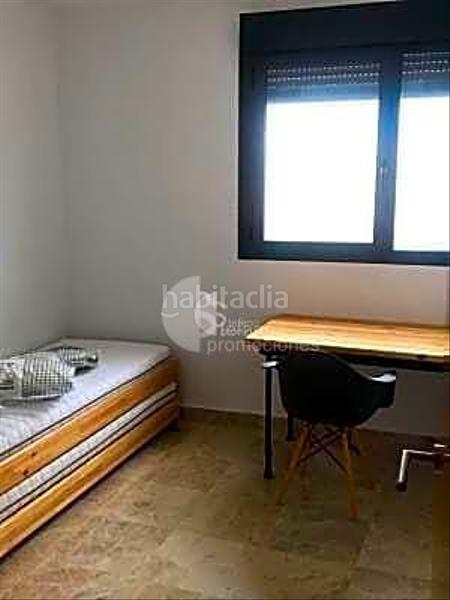 Foto 8500d782-40cf-4e04-bcd3-d64738d39ce1. Àtic amb calefacció aparcament piscina a Parque Ayala - Jardín de la Abadía - Huelín Málaga