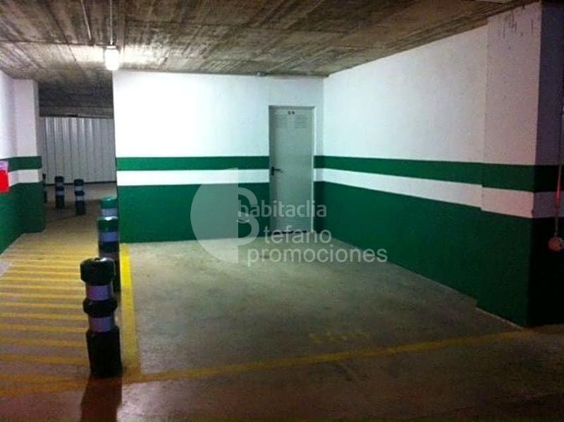 Foto 8ffb5952-7eb6-47ab-955b-e550f710b3d5. Àtic amb calefacció aparcament piscina a Parque Ayala - Jardín de la Abadía - Huelín Málaga