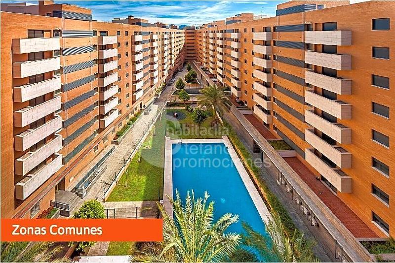 Foto d1966c3b-77c8-4208-9a5f-ee0a8700c3c3. Àtic amb calefacció aparcament piscina a Parque Ayala - Jardín de la Abadía - Huelín Málaga