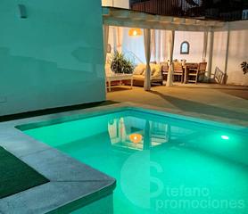Maison jumelée à Cotomar. Chalet de esquina con extraordinarias posibilidades,  con posibi