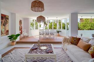 Piso en Limonar. Tlf whatsapp 34 670,671,098 magnifico piso de 210 m, ubicado en