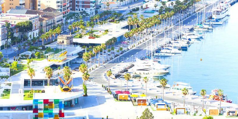 Foto 873e0f19-5327-4405-936d-a802f9b6d737. Pis amb calefacció aparcament piscina a La Malagueta - Monte Sancha Málaga