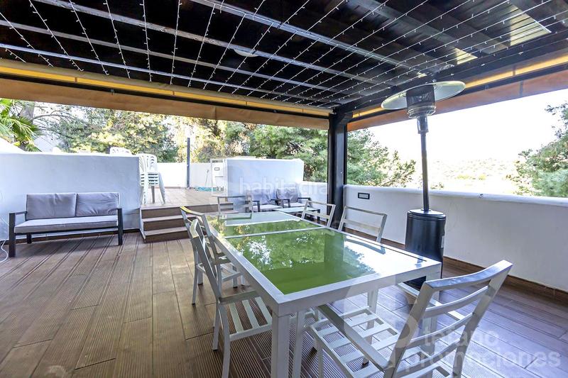 Foto 26a8600b-e1c9-4f87-a481-1709f47b7b77. Maison jumelée avec chauffage parking piscine dans El Candado Málaga