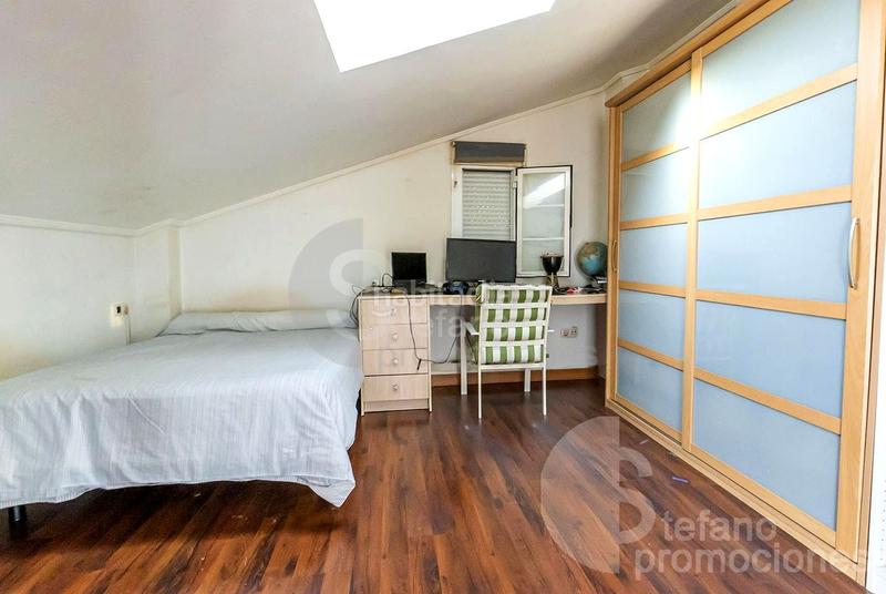 Foto 55c55a65-824e-409a-b3d5-a297f7c58abe. Maison jumelée avec chauffage parking piscine dans El Candado Málaga