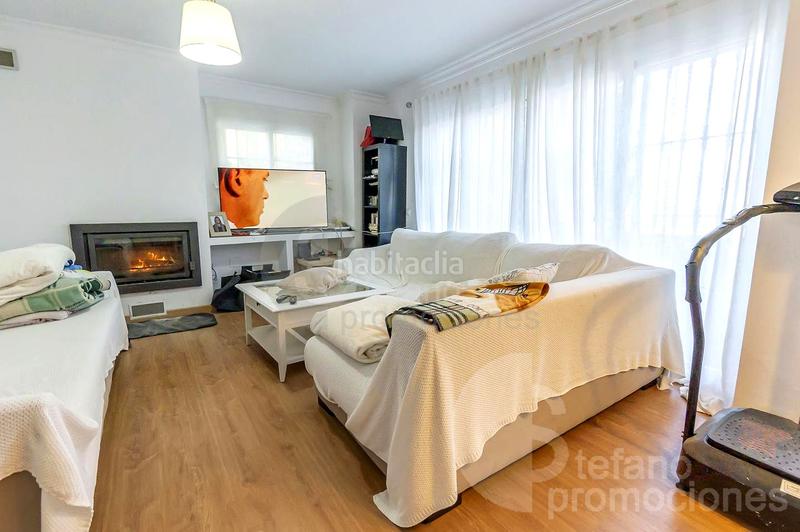 Foto b01b109c-0e4d-4afd-86fc-cae0edb00106. Maison jumelée avec chauffage parking piscine dans El Candado Málaga