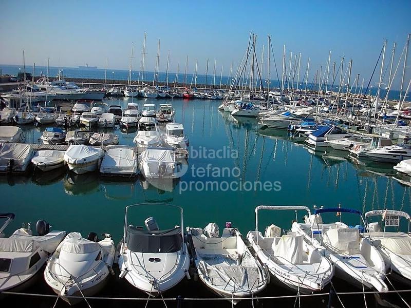 Foto b53e3eae-b2ac-487b-be44-b87e65ed8a87. Maison jumelée avec chauffage parking piscine dans El Candado Málaga